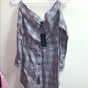 Off the shoulder plaid top xs